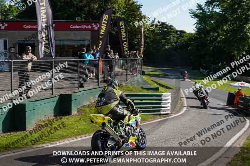 cadwell no limits trackday;cadwell park;cadwell park photographs;cadwell trackday photographs;enduro digital images;event digital images;eventdigitalimages;no limits trackdays;peter wileman photography;racing digital images;trackday digital images;trackday photos